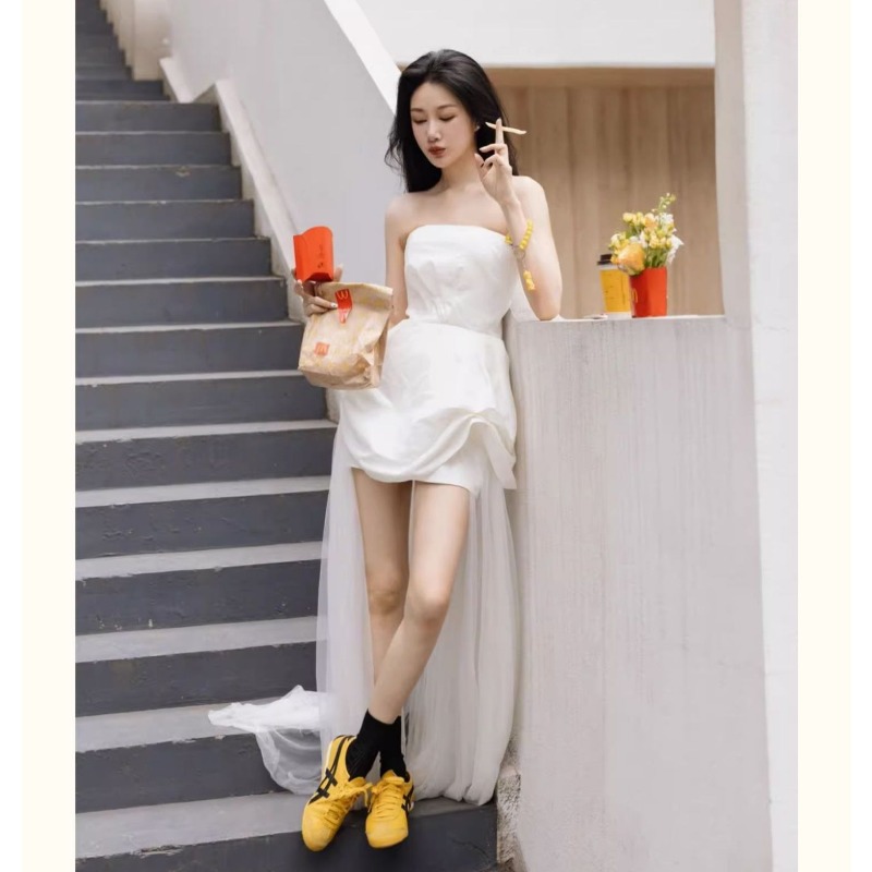 French White Strapless Morning - Photography Lighting Basics のレビューと価格