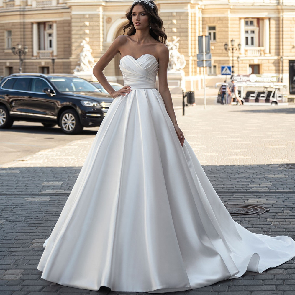 Satin Light Wedding Dress 2026 - Photography Lighting Basics のレビューと価格
