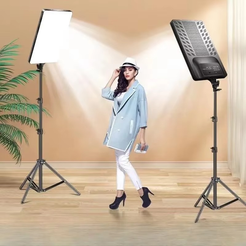 LED Video Light With Professio - Photography Lighting Board のレビューと価格